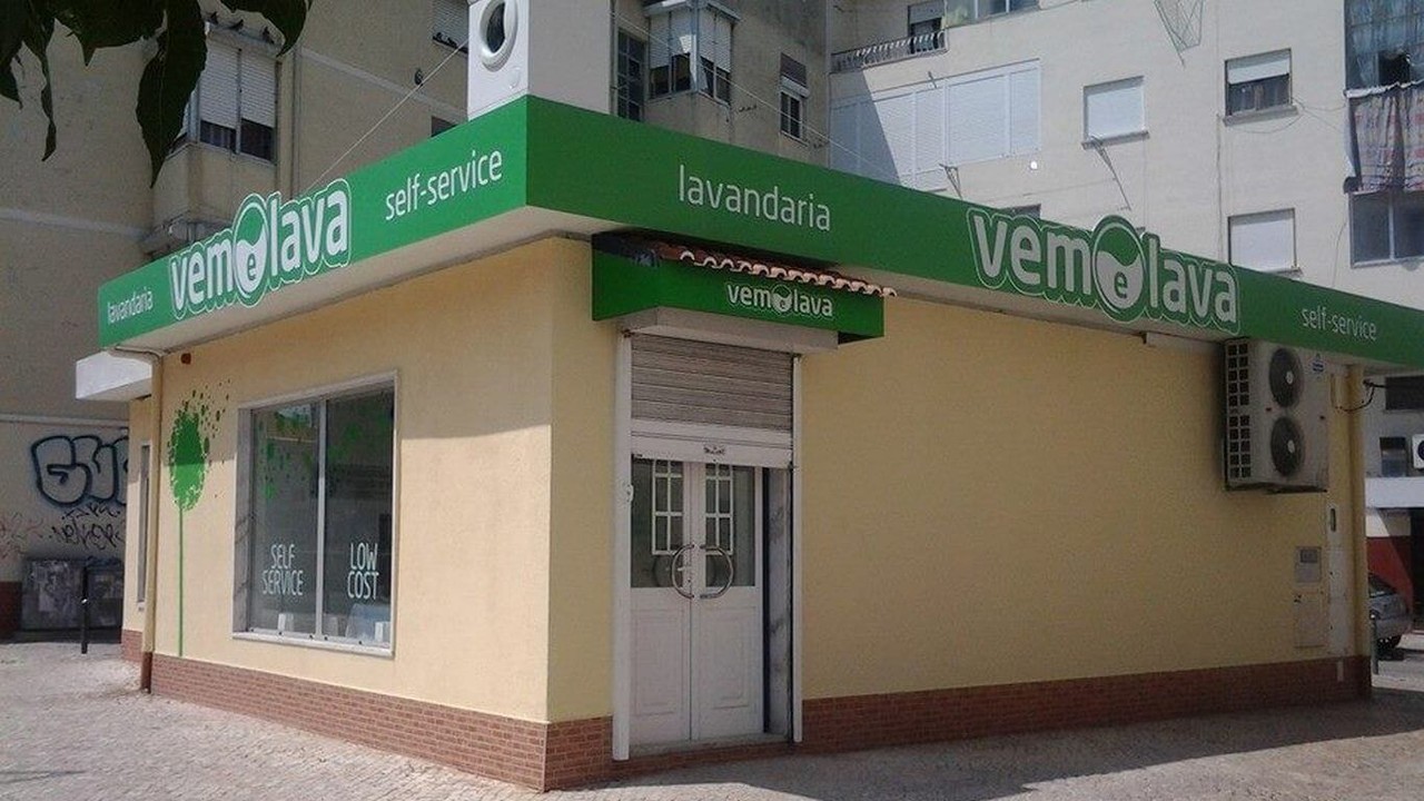 Vem e Lava - Lavandaria Self Service